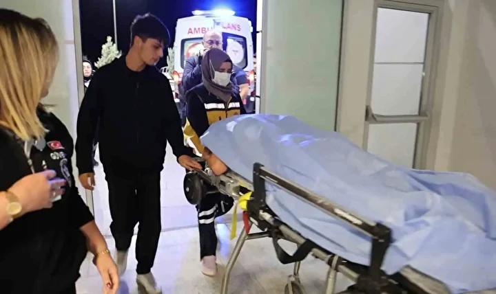 Aksaray'da Bıçaklı Kavga: İki Genç Yaralandı ve Hastaneye Kaldırıldı