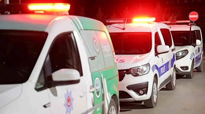 Aksaray'da Bıçaklı Kavga: İki Genç Yaralandı ve Hastaneye Kaldırıldı
