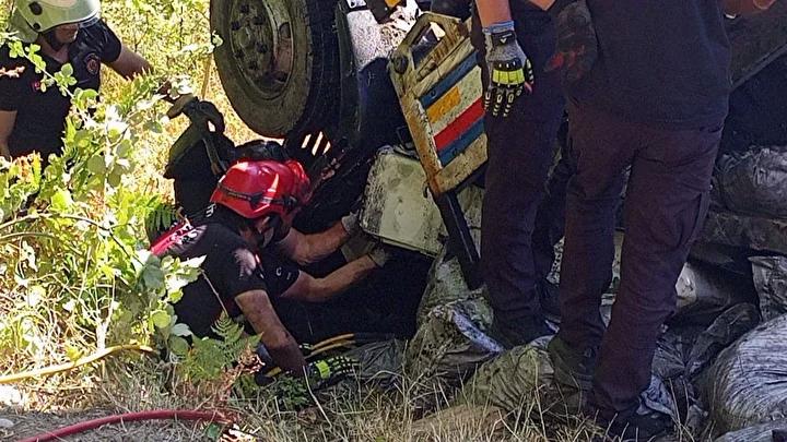 Ali Köyü’nde Trajik Kamyon Kazası: İki Can Kaybı ve Çok Sayıda Yaralı
