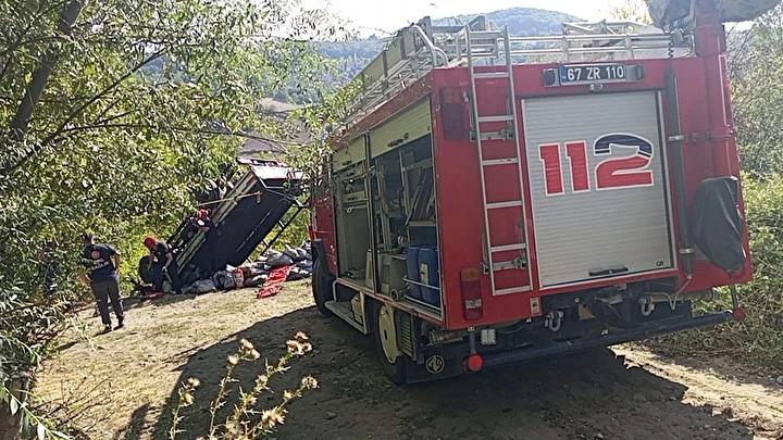 Ali Köyü’nde Trajik Kamyon Kazası: İki Can Kaybı ve Çok Sayıda Yaralı