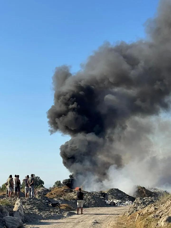 Antalya Seralarına Yakın Bölgede Çıkan Yangın Korkuttu
