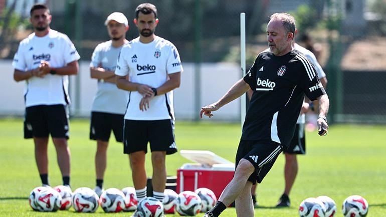 Beşiktaş, Nevzat Demir Tesisleri'nde Antrenmanlarına Devam Ediyor