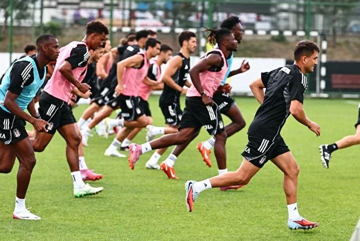 Beşiktaş'ta Sürpriz Ayrılıkların Eşiğinde