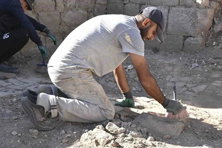Bitlis Kalesi Kazılarında Ortaya Çıkan Önemli Kültürel Buluntular ve Çalışmalar