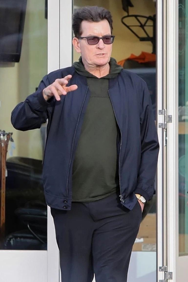 Charlie Sheen'in Çalkantılı Hayat Hikayesi ve Yeni Kitabı