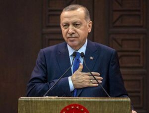 Cumhurbaşkanı Erdoğan ve Liderler, Milli Kadın Voleybol Takımı’nı Coşkuyla Kutladı