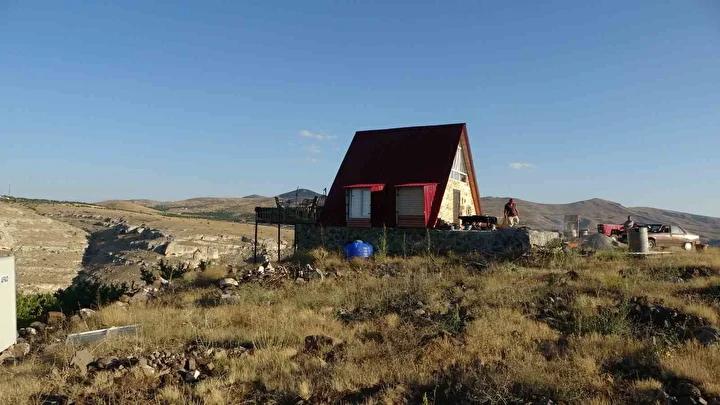 Antika ve Doğa Tutkusunu Birleştirdi