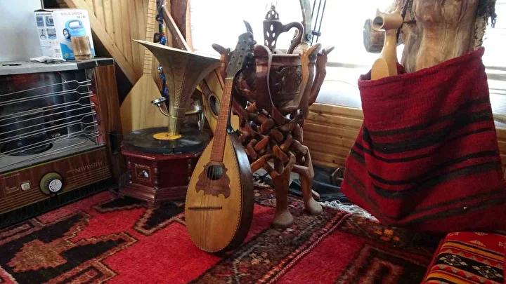 Deprem Sonrası Güvenli ve Nostalgik Bir Yaşam Alanı Kurdu: Kozluca Mahallesi'nden İlginç Hikaye