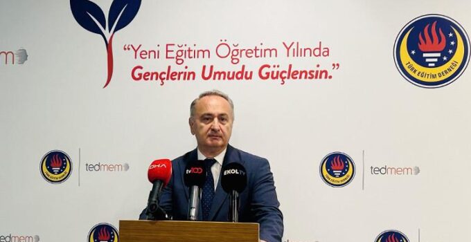 Eğitim ve Yapay Zeka Üzerine Güncel Perspektifler 2025-2026
