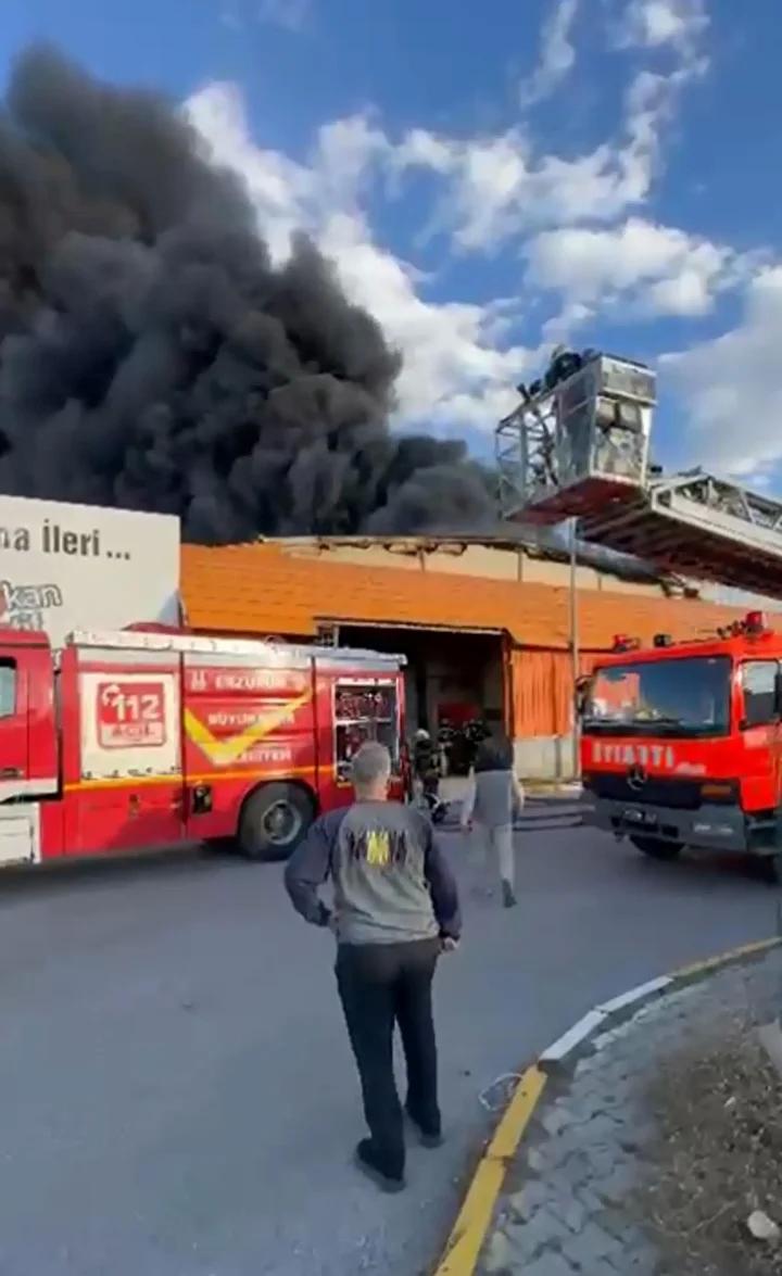 Erzurum Organize Sanayi Bölgesi'nde Kimyasal Yangın Mücadelesi