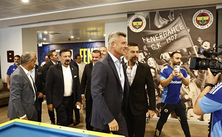 Fenerbahçe'de Tedesco ile Yüzleşme ve Başkan Saran'ın Mesajı