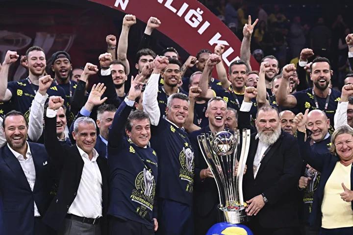 Fenerbahçe'den Cumhurbaşkanlığı Kupası Zaferi Sonrası Kameralara Açıklamalar