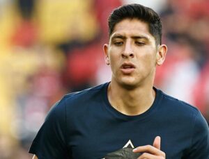 Fenerbahçe’nin Yeni Transferi Edson Alvarez’in Sakatlığı Endişe Yarattı