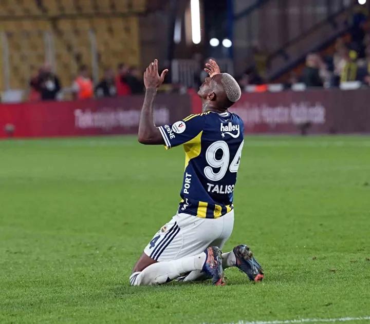 Fenerbahçe'yi Gut gibi yenen Talisca'nın sahneye çıkış hikayesi