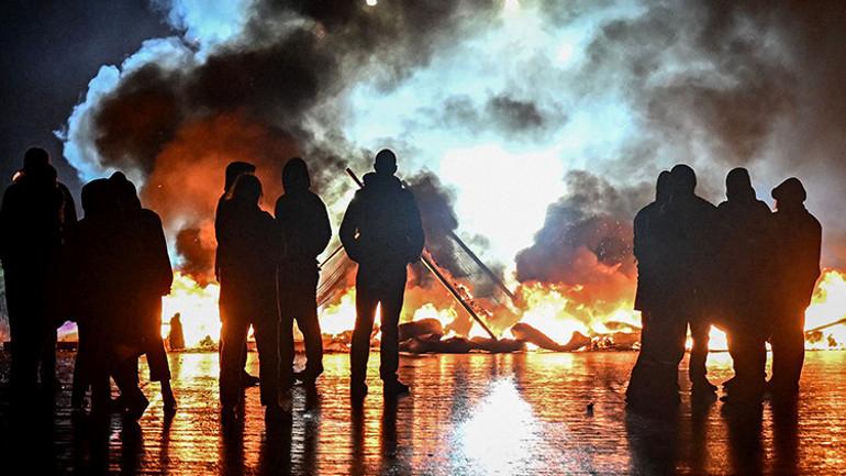 İstikrarsızlık ve Protesto Tehdidi