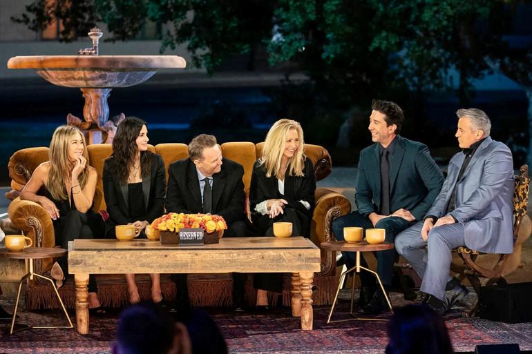 Friends Dizisinin İz Bırakan Efsanevi Ekipleri ve Güçlü Dostluk Bağları