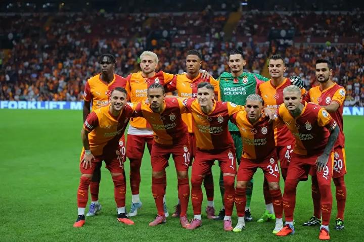 Galatasaray, Süper Ligde Liderlikte Devam Ediyor ve Avrupa'da Gösteriyor