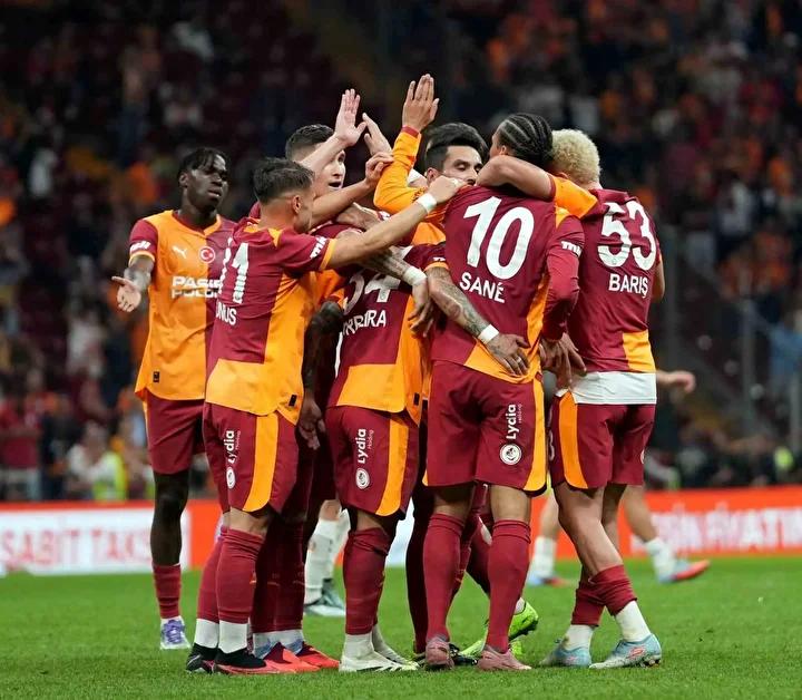 Galatasaray ve Liverpool arasında UEFA Şampiyonlar Ligi heyecanı