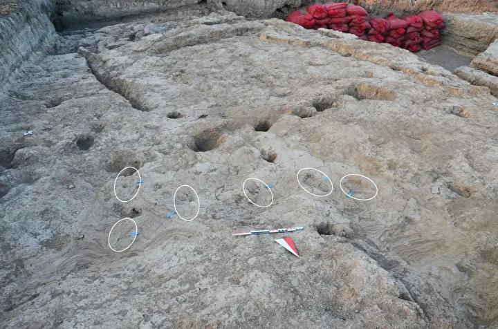 Hatay’da 7 Bin Yıl Öncesine Ait İnsan Ayak İzleri Bulundu
