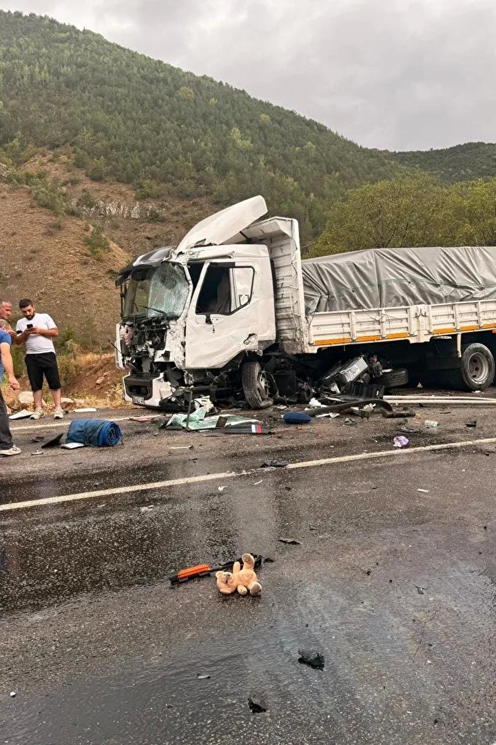 İkisu-Şiran Karayolunda Çarpışma: Bir Yaralı