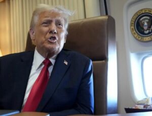 Illinois Valisi Pritzker, Trump Yönetiminin Askeri Planlarını Kınadı