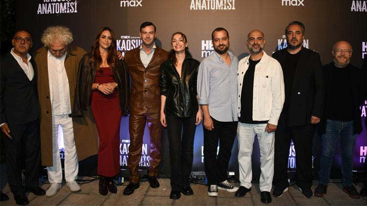 Oyuncuların Yorumları ve Karakterlerini Tanıtımı