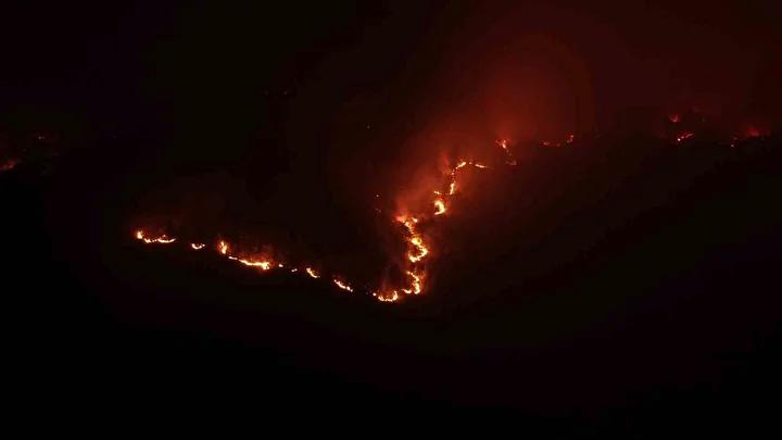 Kastamonu Araç ilçesindeki Orman Yangınlarında Müdahale Sürüyor