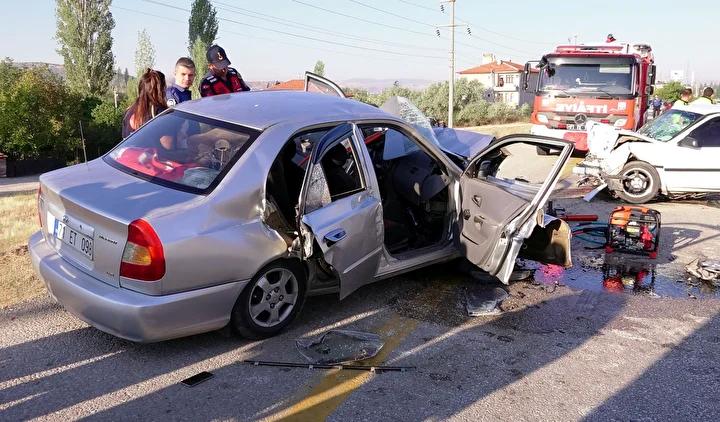Kırıkkale'de Yürekleri Yakan Trafik Kazası: İki Sürücü Hayatını Kaybetti