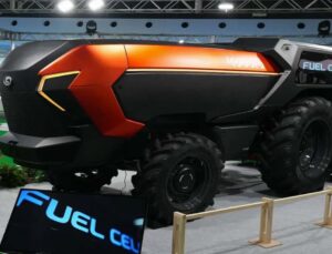 Kubota’dan Dünya İlk Hidrojenle Çalışan Sürücüsüz Traktör Tanıtımı