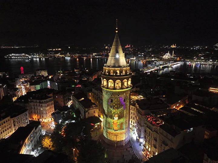 Klasik ve Dijital Sanatın Kesişimi