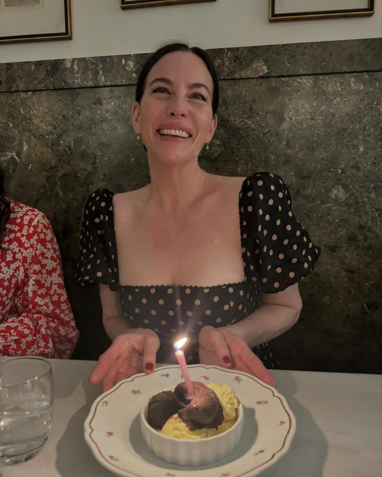Liv Tyler’ın Çocuklara Dair Sezgisel Yaşam Hikayesi ve Kariyer Dengesi