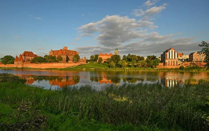 Malbork Kalesi'nin Muazzam Tarihi ve Mimari Özellikleri