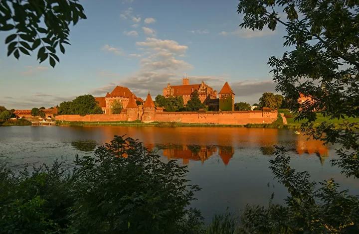 Malbork Kalesi'nin Muazzam Tarihi ve Mimari Özellikleri