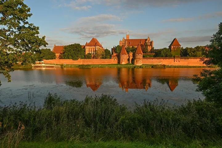 Malbork Kalesi'nin Muazzam Tarihi ve Mimari Özellikleri