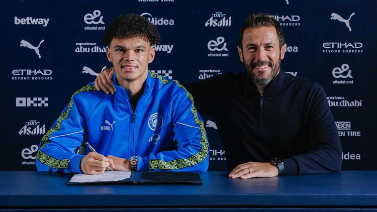 Manchester City, Nico O'Reilly ile Yeni Sözleşme İmzaladı