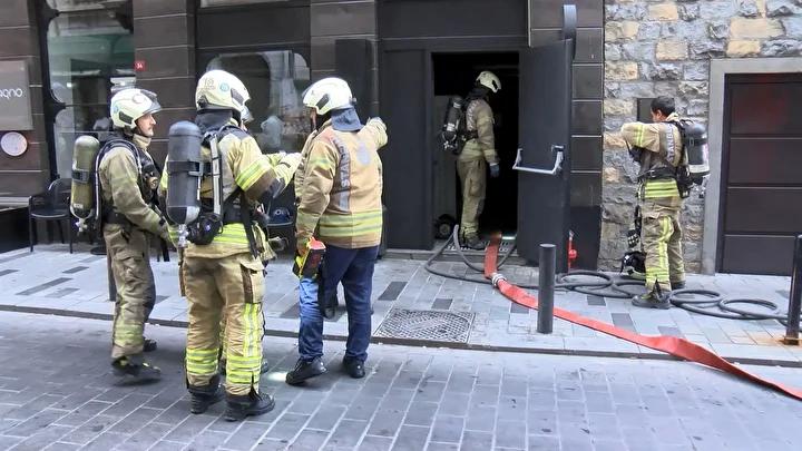 Otel Bodrum Katında Çıkan Yangın Paniğini Ortadan Kaldırdı