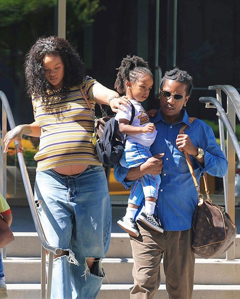Rihanna’nın Ailesine Yeni Bir Üyelik: Kız Çocuklarına Hoş Geldin Demek
