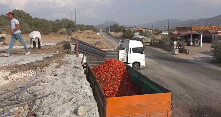 Mahalle Muhtarlarının Memnuniyeti ve Çiftçinin Yüzünün Güldüğü Anlar