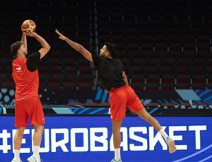 Türkiye Basketbol Takımı’nın Arena Riga Antrenmanı ve Sırbistan Maçı Heyecanı