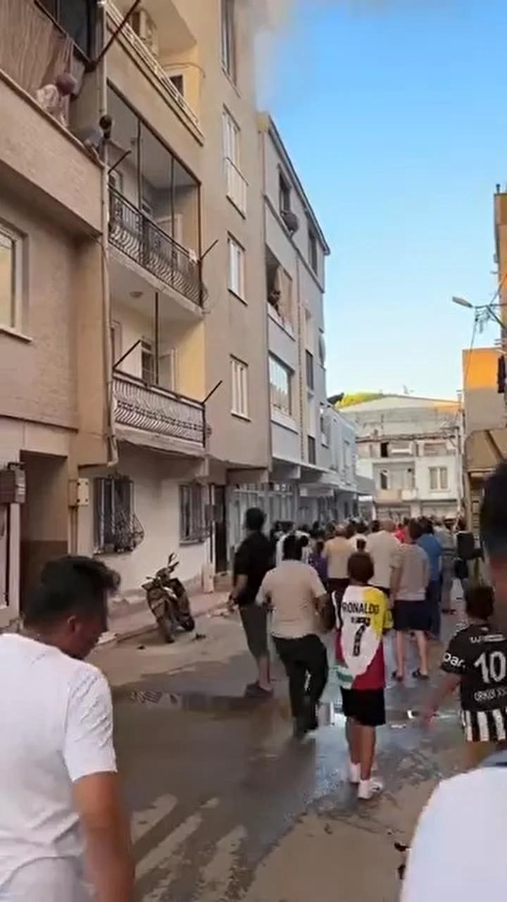Yenidoğan Mahallesinde Üç Katlı Binada Çıkan Yangın Anı ve Sonrası
