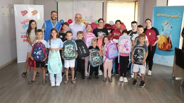 Yetim Vakfı’nın Başarıyla Tamamlanan Kırtasiye Kampanyasıyla Dünya Çocuklarına Umut Olduk