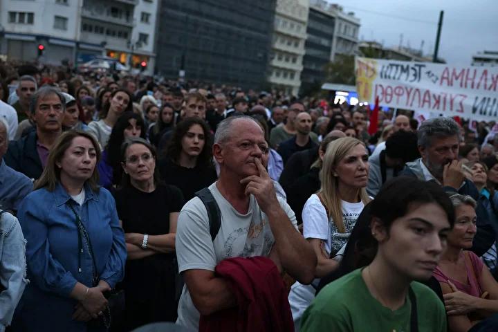 Yunanistan'daki Tren Kazası Sonrası Oğlunu Kaybeden Annenin Talebi ve Protesto Hareketi