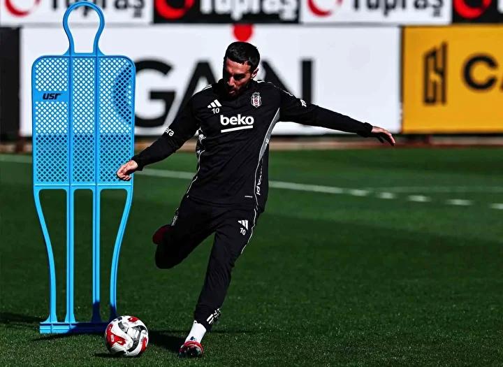 Yeni Teknik Direktör Domenico Tedesco’nun İlk Derbisi