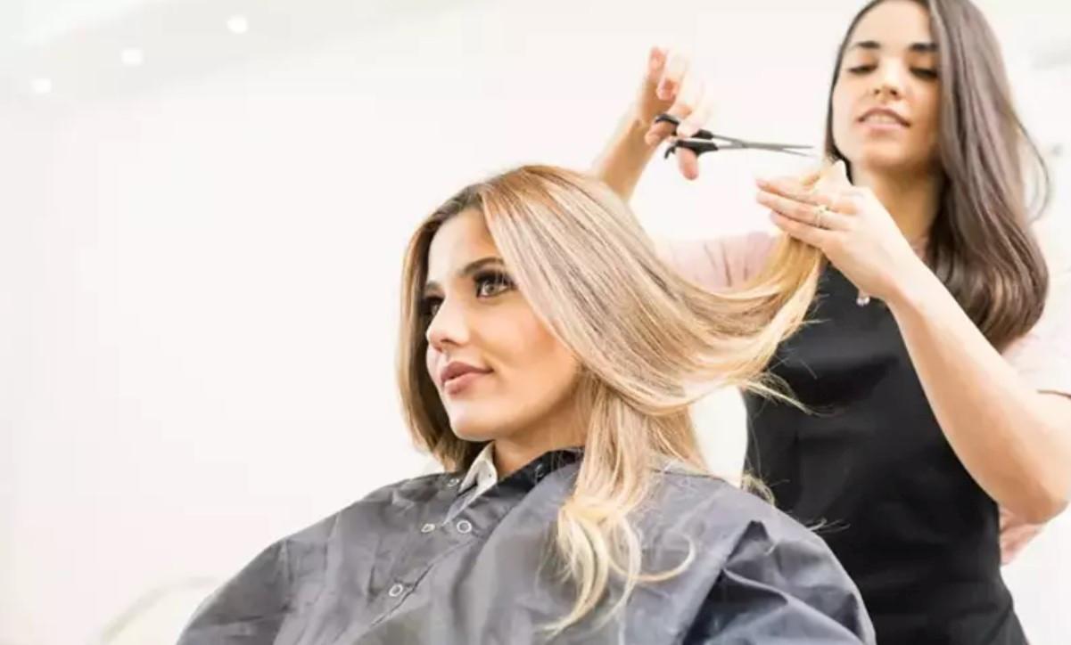 29 Ekim Bayramında Kuaför ve Berber Çalışma Durumu Hakkında Güncel Bilgiler 1 29 Ekimde Kuaför ve Berberler Açık Mı?