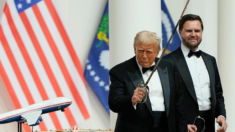 ABD’nin Nükleer Test Emri ve Küresel Güç Dengesine Etkisi