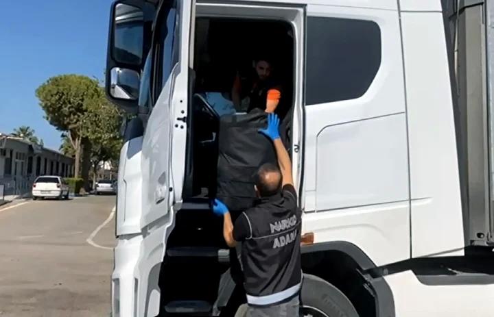 Adana’da Uyuşturucu Operasyonu: 55 Kilogram Skunk Ele Geçirildi