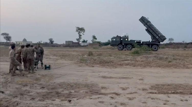 Afganistan ve Pakistan Sınırında Yeniden Çatışma İddiaları
