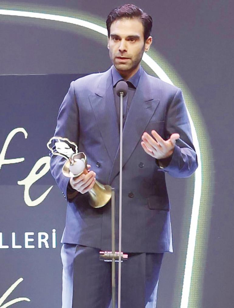Afife Tiyatro Ödülleri 2023 Gecesi ve Ödüllerin Detayları