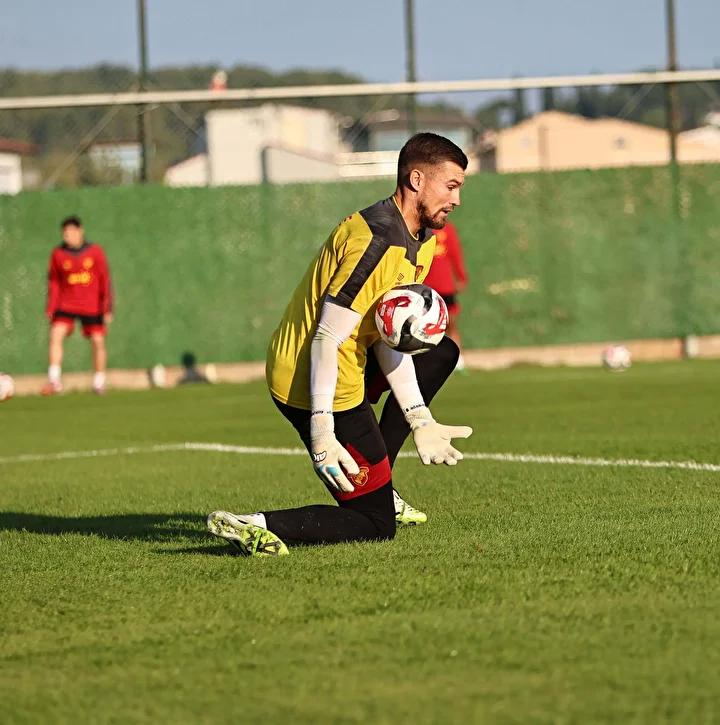 Alanyaspor ve Göztepe Süper Lig Mücadelesi Detayları