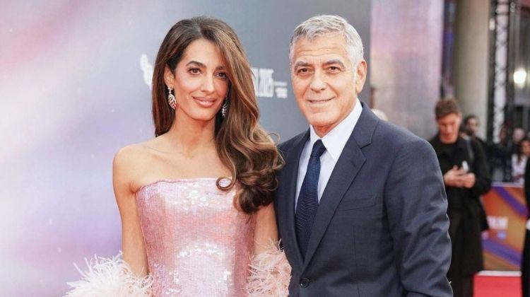 Amal Clooney'in Kırmızı Halı Şıklığı ve Unutulmaz Film Hikayesi